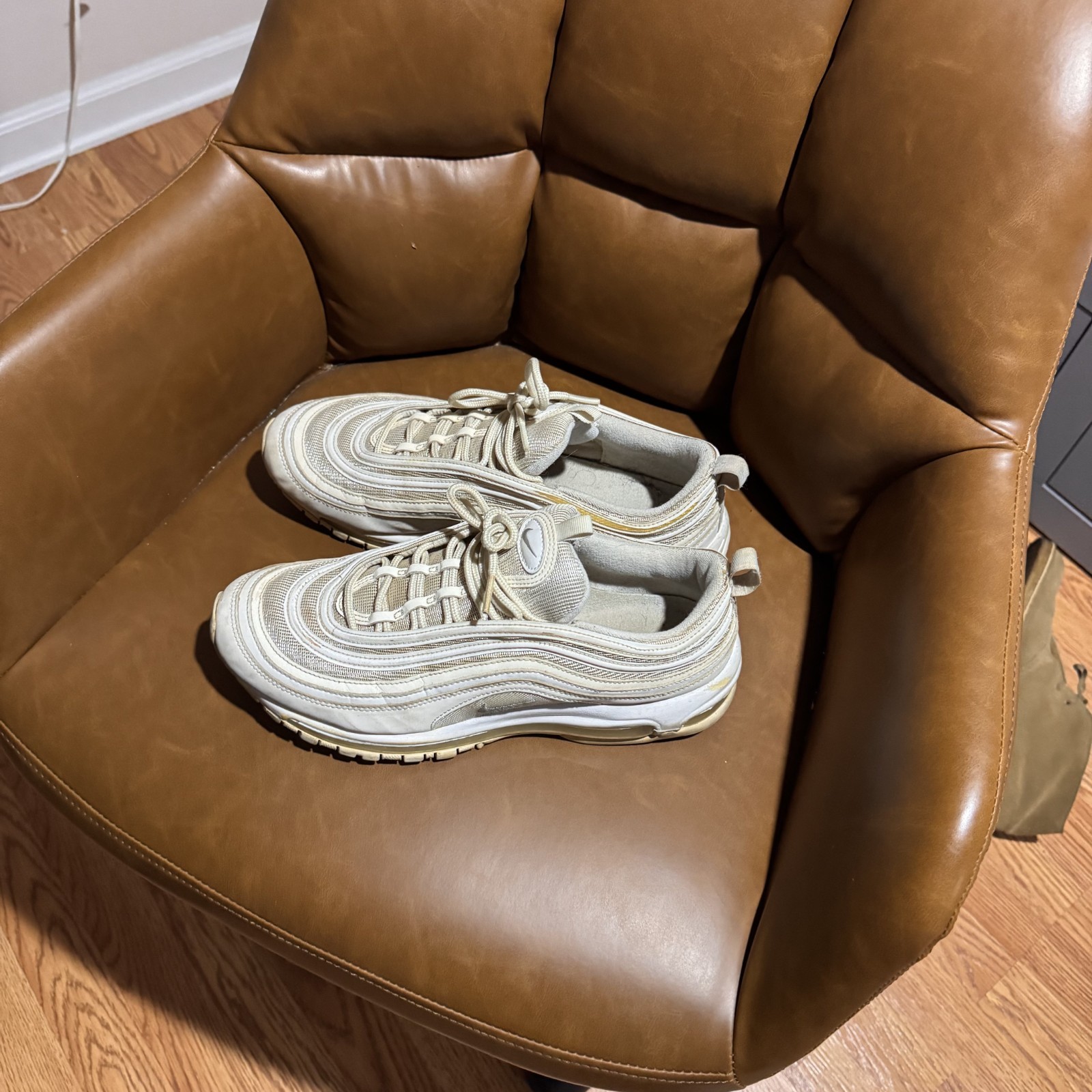 nike air max 97 white wolf grey 921826 101 men's size 10.5 running sneakers nike air max 97 white wolf grey 921826 101 men's size 10.5 running sneakers
