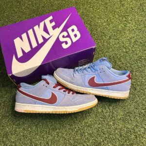 size 10.5 nike sb dunk low premium philadelphia phillies