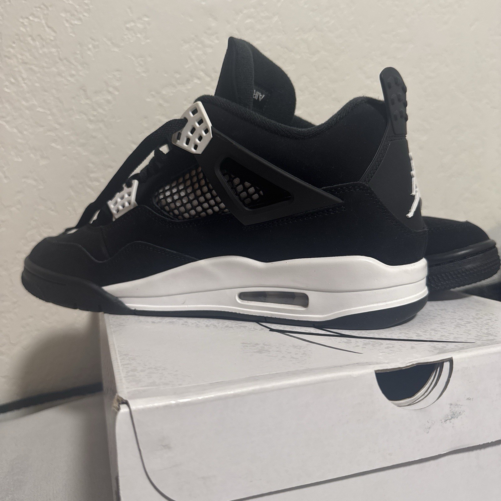 jordan air jordan 4 retro white thunder black white fq8138 001 2024 sneaker jordan air jordan 4 retro white thunder black white fq8138 001 2024 sneaker