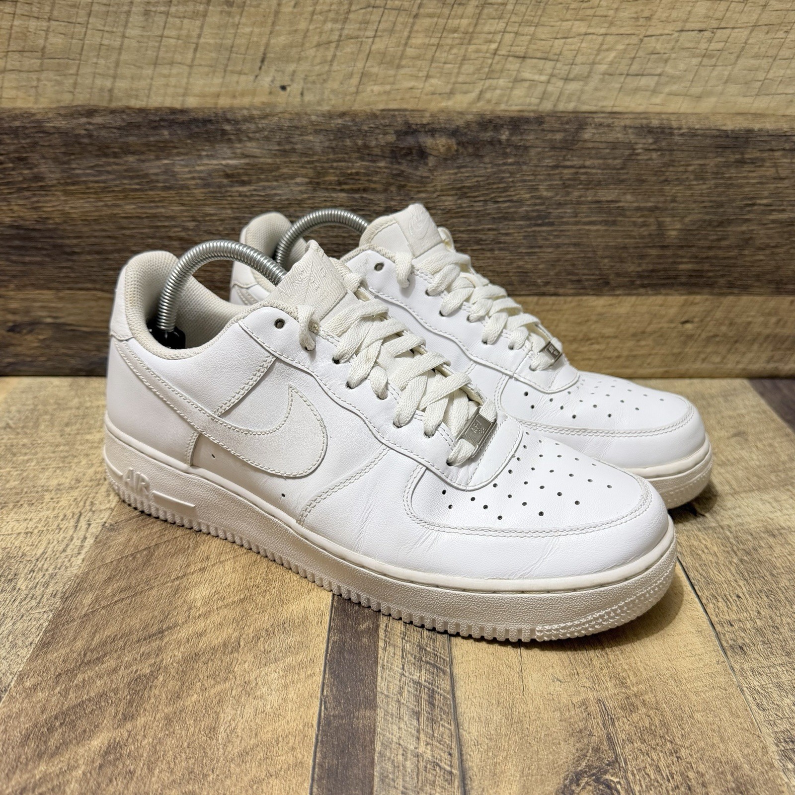 nike air force 1 07’ men’s white athletic sneakers size 10 nike air force 1 07’ men’s white athletic sneakers size 10