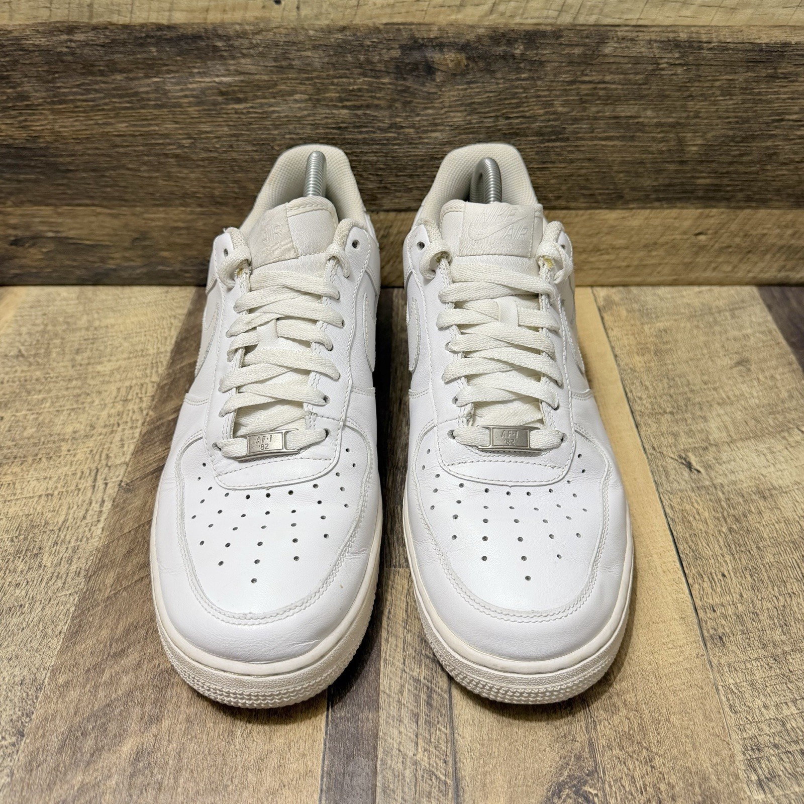 nike air force 1 07’ men’s white athletic sneakers size 10 nike air force 1 07’ men’s white athletic sneakers size 10