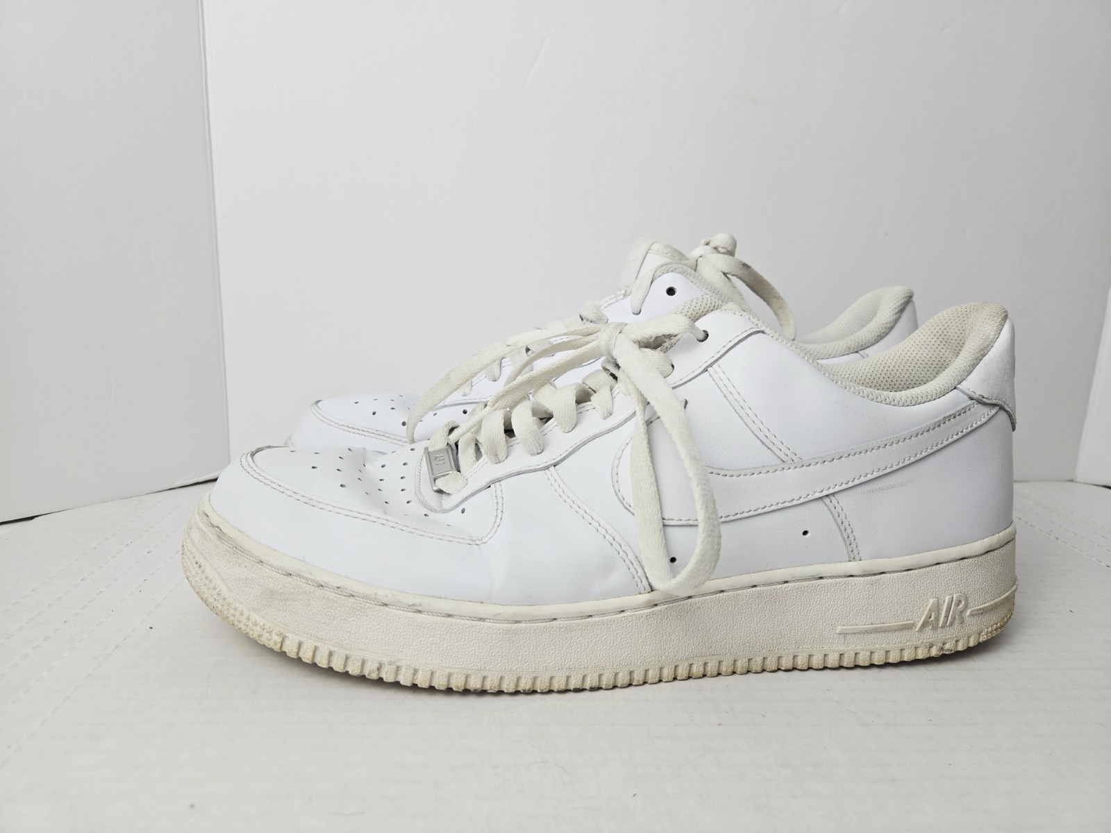 nike air force 1 '07 low triple white color sz 13 nike air force 1 '07 low triple white color sz 13