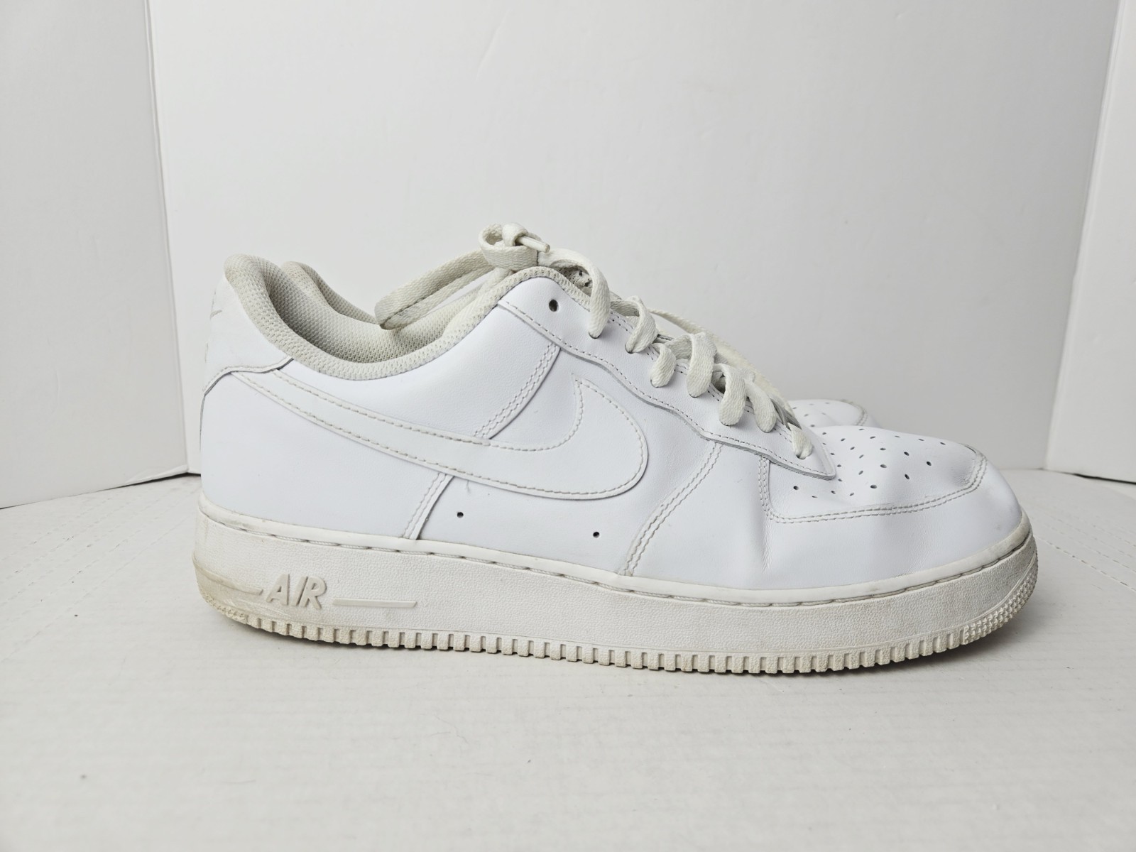 nike air force 1 '07 low triple white color sz 13 nike air force 1 '07 low triple white color sz 13