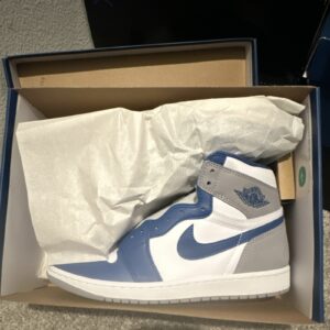 jordan air jordan 1 retro high og true blue white cement grey dz5485 410