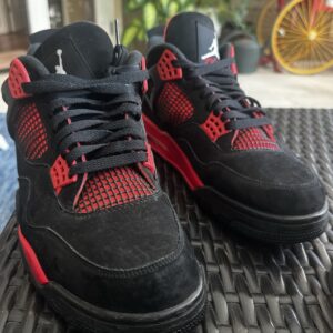 jordan air jordan 4 retro red thunder black/red mid top sneakers ct8527 016