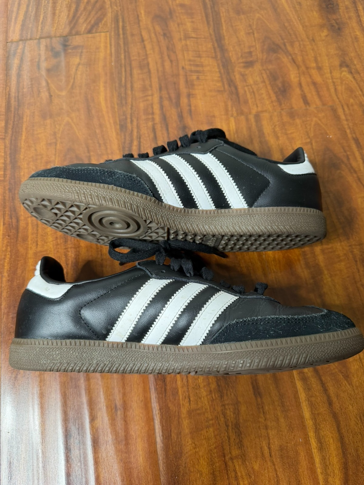 adidas shoes mens size 8.5 samba og black gum leather low top comfort sneaker adidas shoes mens size 8.5 samba og black gum leather low top comfort sneaker