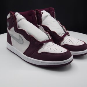 nike air jordan 1 retro high og "bordeaux" 555088 611 men's 11 us