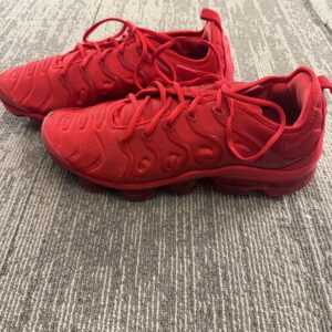 nike air vapormax plus shoes mens size 12 red triple red running cw6973 600