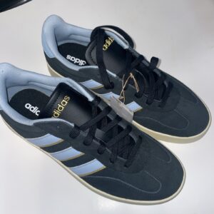 adidas barreda jp7108 black light blue white 9.5