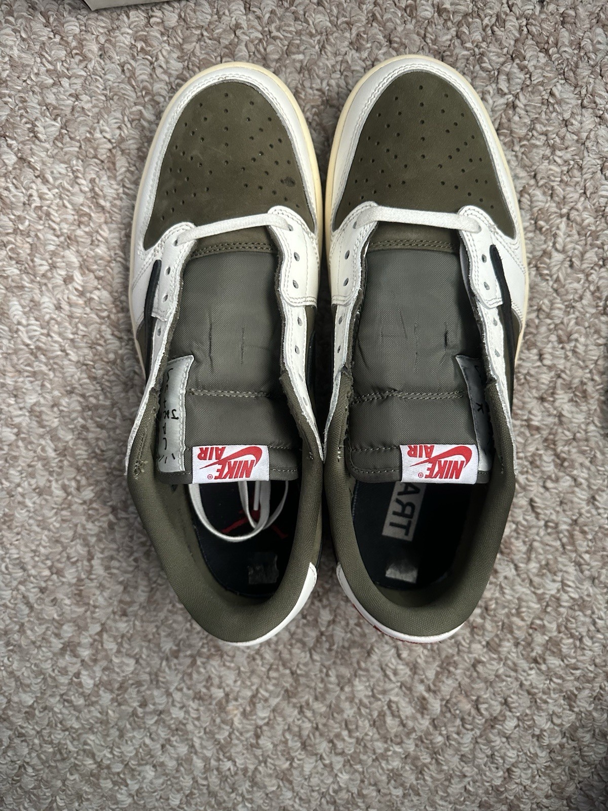 nike jordan 1 og travis scott low “medium olive” size 10.5❤️🔥 (worn 3x) 🧼 nike jordan 1 og travis scott low “medium olive” size 10.5❤️🔥 (worn 3x) 🧼