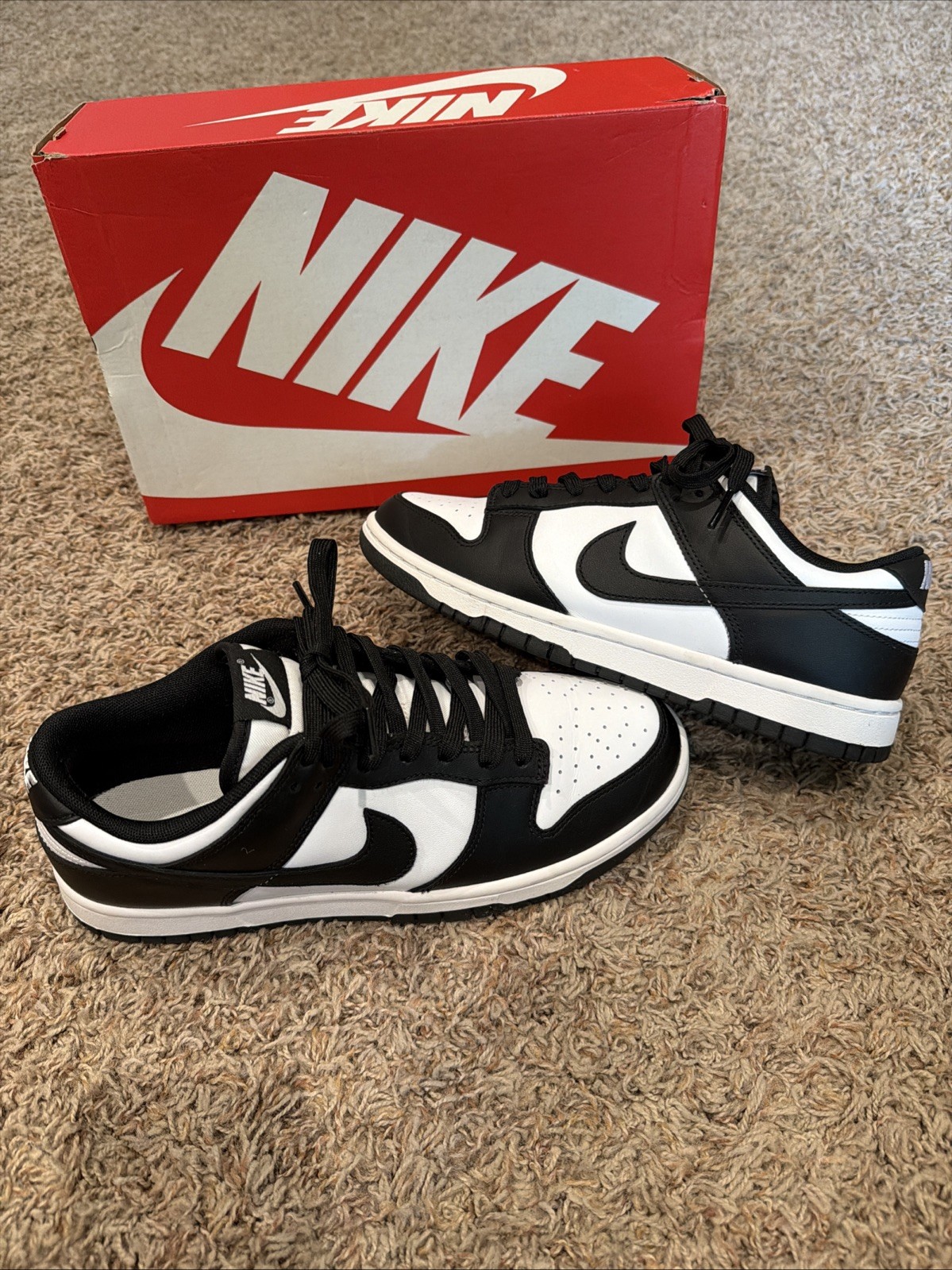 new! nike dunk low “panda” black/white #dd1391 100 men’s sz 8 women’s sz 9.5 new! nike dunk low “panda” black/white #dd1391 100 men’s sz 8 women’s sz 9.5
