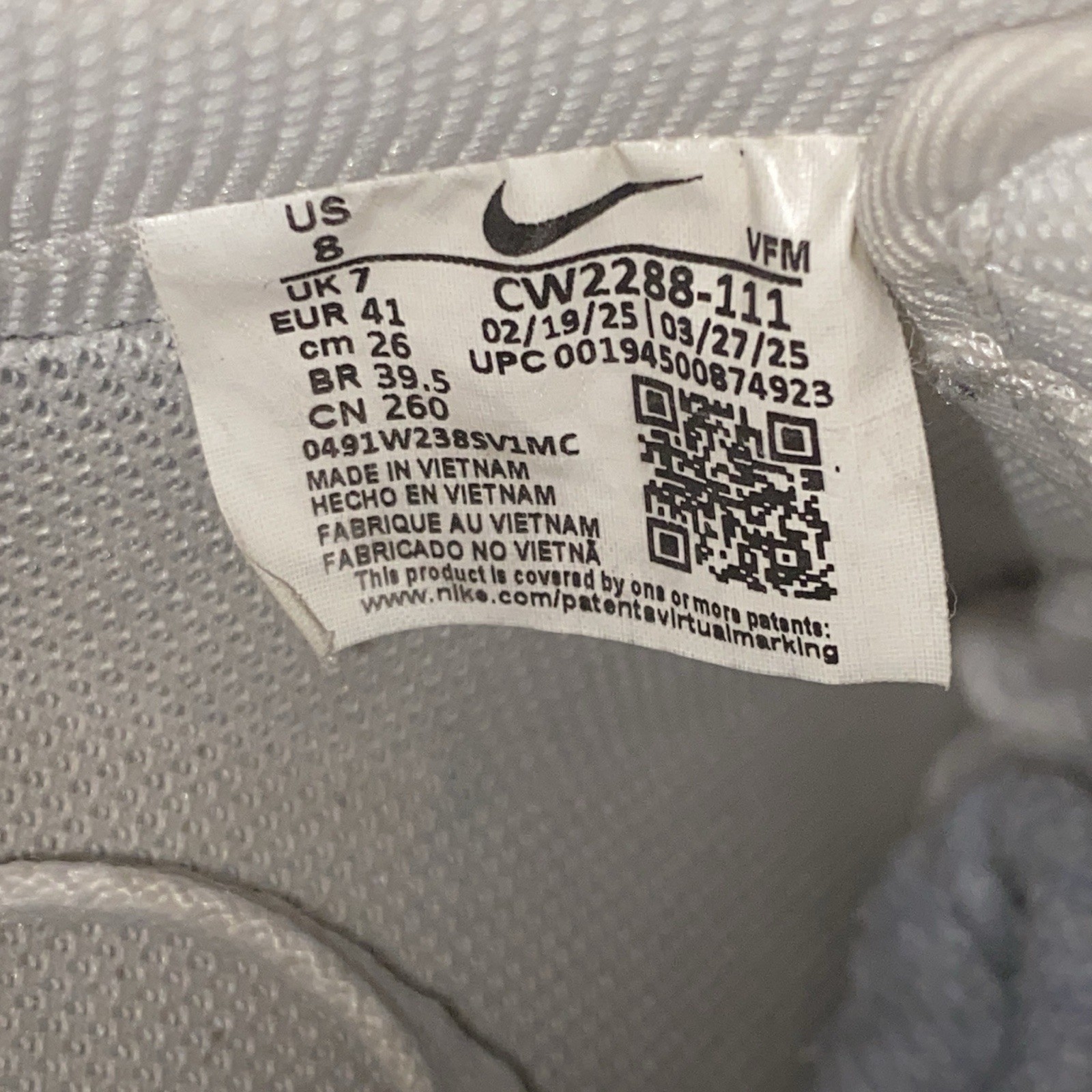nike air force 1 '07 low triple white leather sneakers men’s cw2288 111 nike air force 1 '07 low triple white leather sneakers men’s cw2288 111