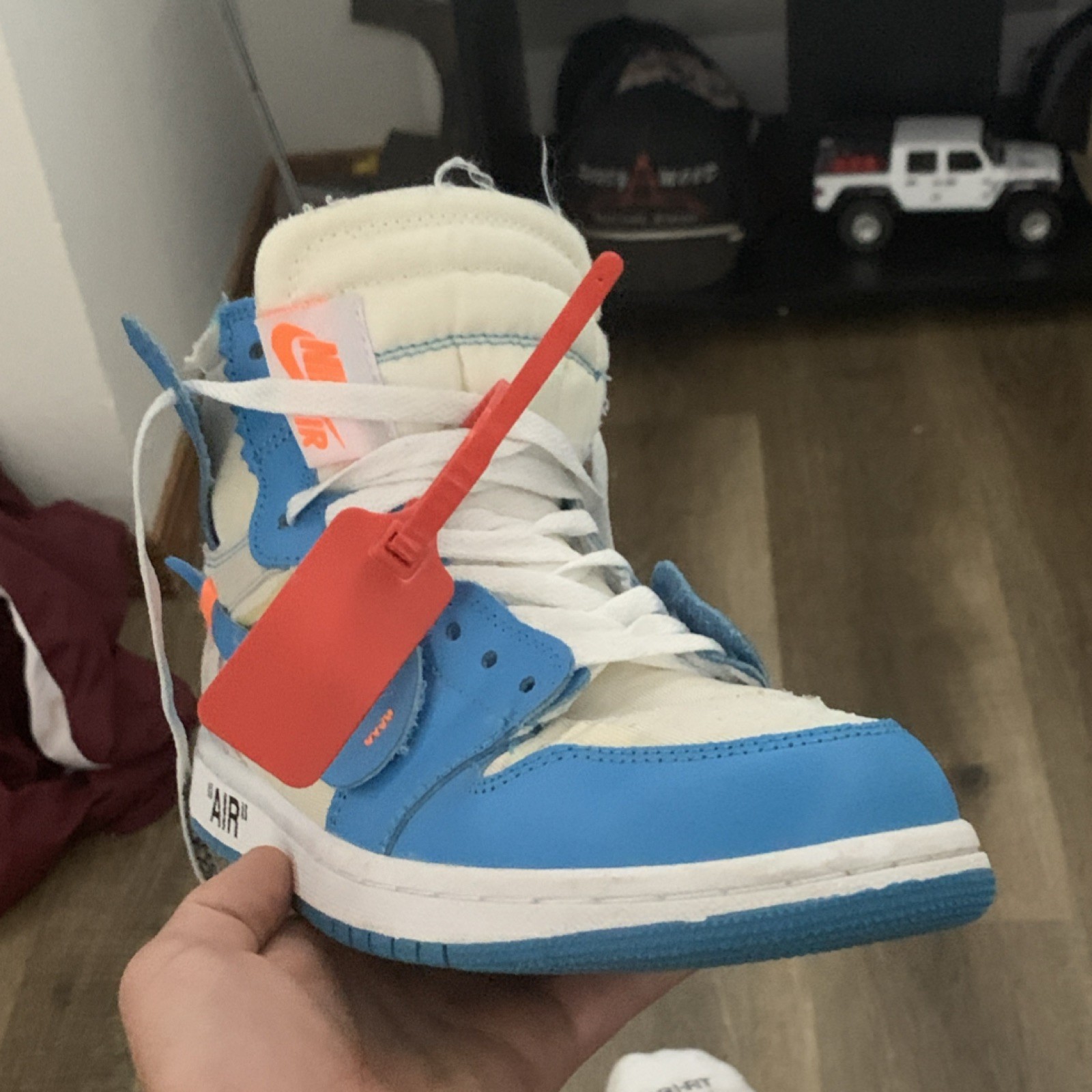 nike x off white air jordan 1 high top blue/white synthetic upper sneakers nike x off white air jordan 1 high top blue/white synthetic upper sneakers