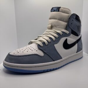 nike air jordan 1 men's size 9.5 university blue retro high og