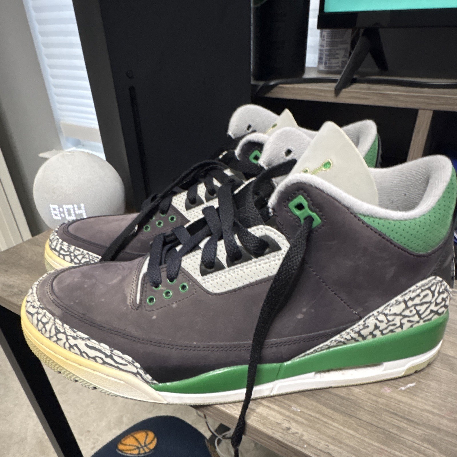 jordan air jordan 3 retro mid pine green ct8532 030 black/cement grey/white jordan air jordan 3 retro mid pine green ct8532 030 black/cement grey/white