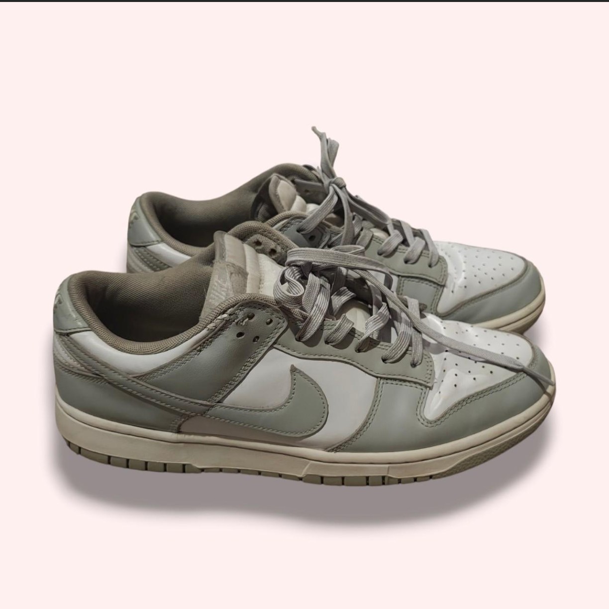 nike dunk low men's size 10 trainers grey/white nike dunk low men's size 10 trainers grey/white