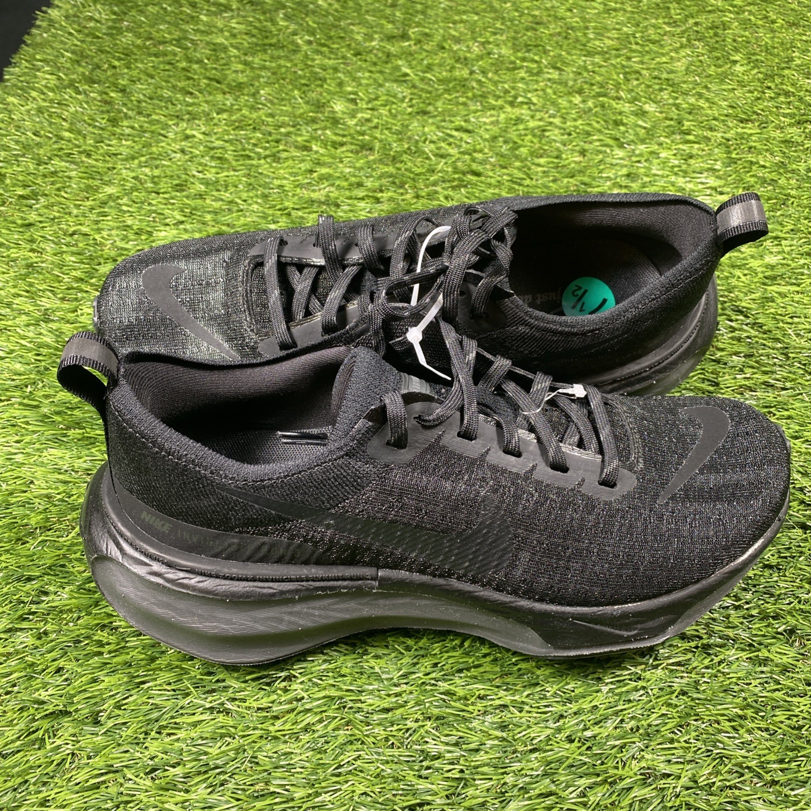 nike zoomx invincible run 3 triple black mens sz 7.5 flyknit running dr2615 005 nike zoomx invincible run 3 triple black mens sz 7.5 flyknit running dr2615 005