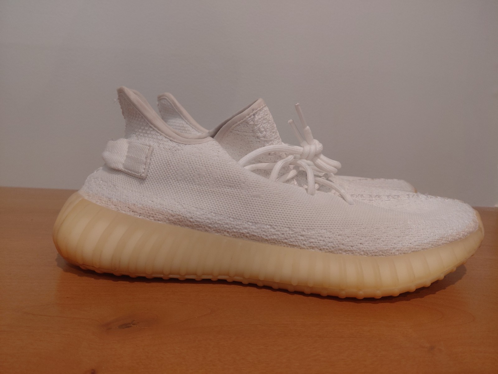 adidas yeezy boost 350 v2 low cream white / triple white men's size 11 adidas yeezy boost 350 v2 low cream white / triple white men's size 11