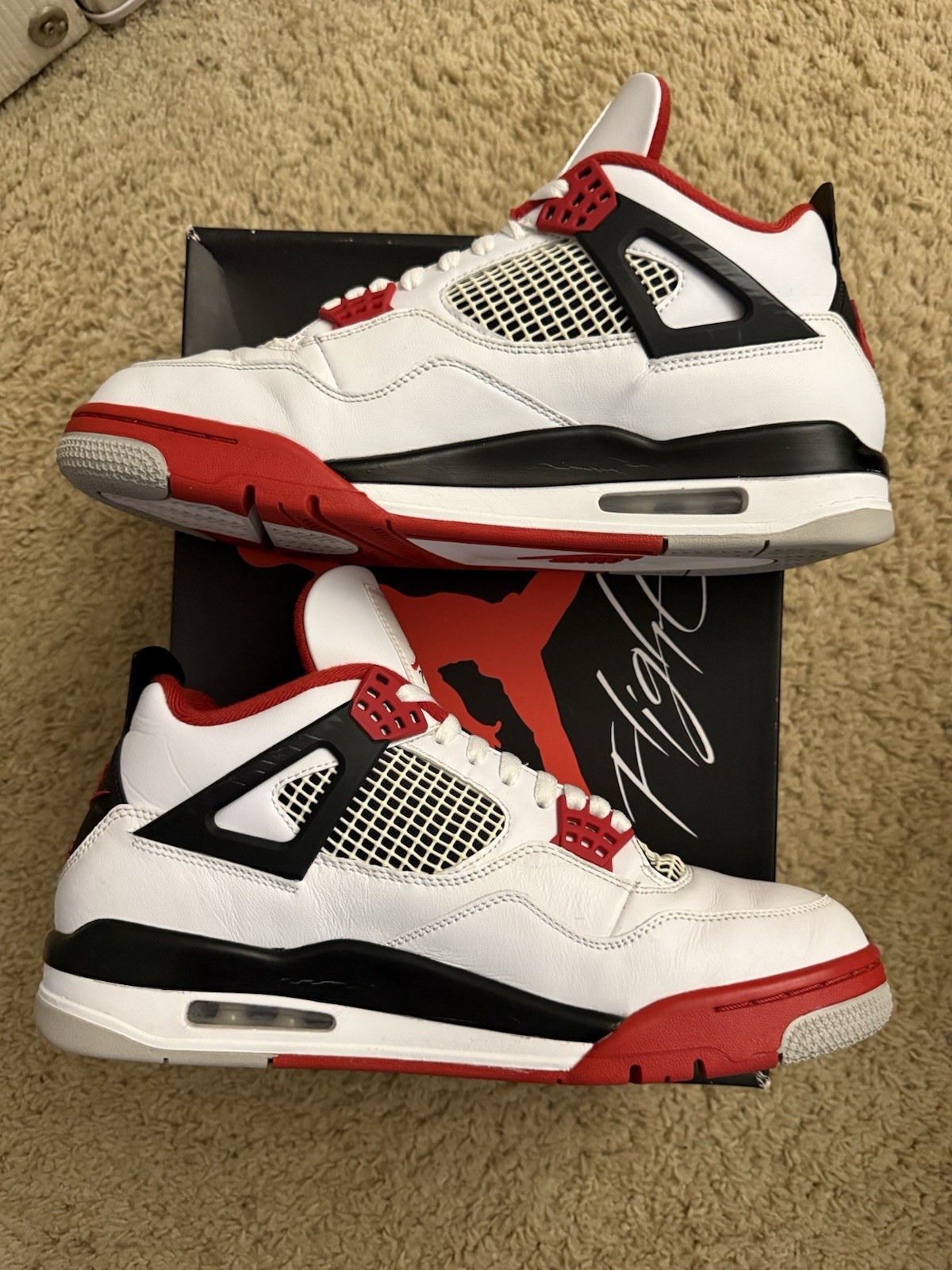 size 10.5 2020 air jordan 4 retro og mid fire red size 10.5 2020 air jordan 4 retro og mid fire red