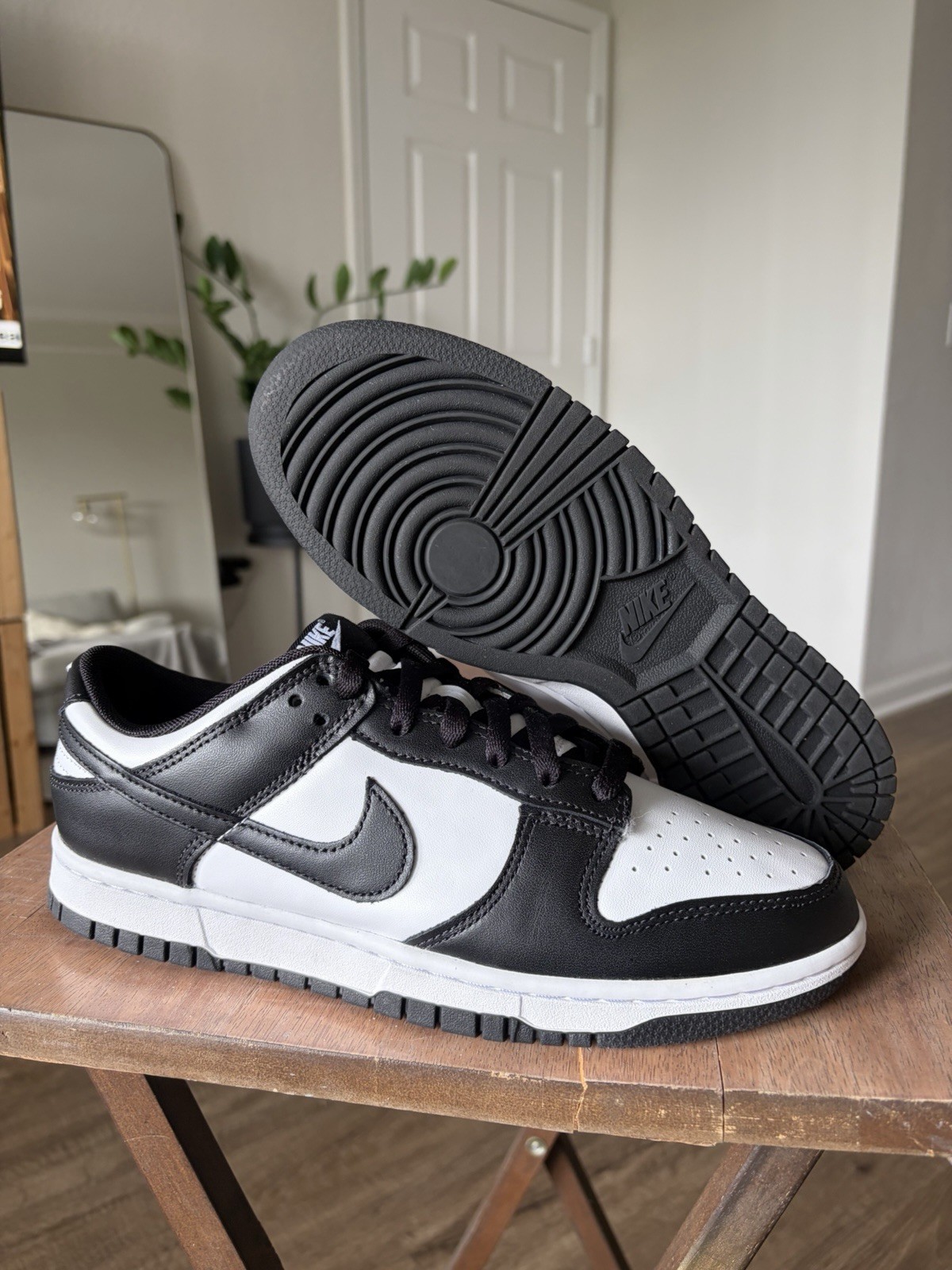 size 8.5 nike dunk low black white size 8.5 nike dunk low black white