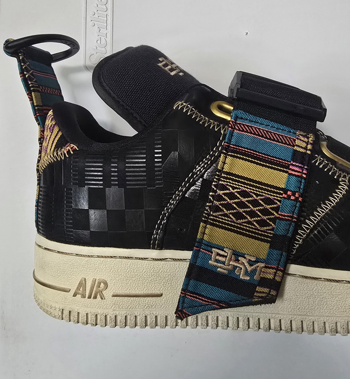 size 8 nike air force 1 utility bhm qs size 8 nike air force 1 utility bhm qs