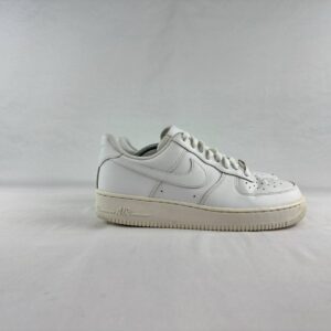 nike air force 1 '07 'triple white' cw2288 111 men's size 7.5