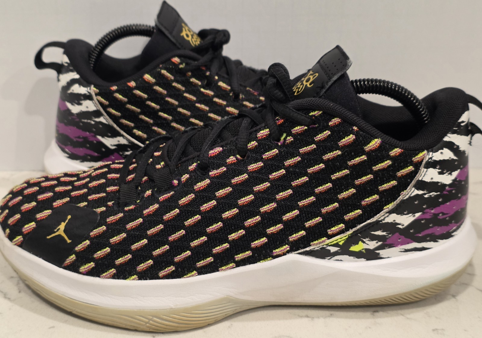 size 8.5 jordan cp3.xii dr. jekyll and mr. hyde perf knit upper & leather 1/4 size 8.5 jordan cp3.xii dr. jekyll and mr. hyde perf knit upper & leather 1/4