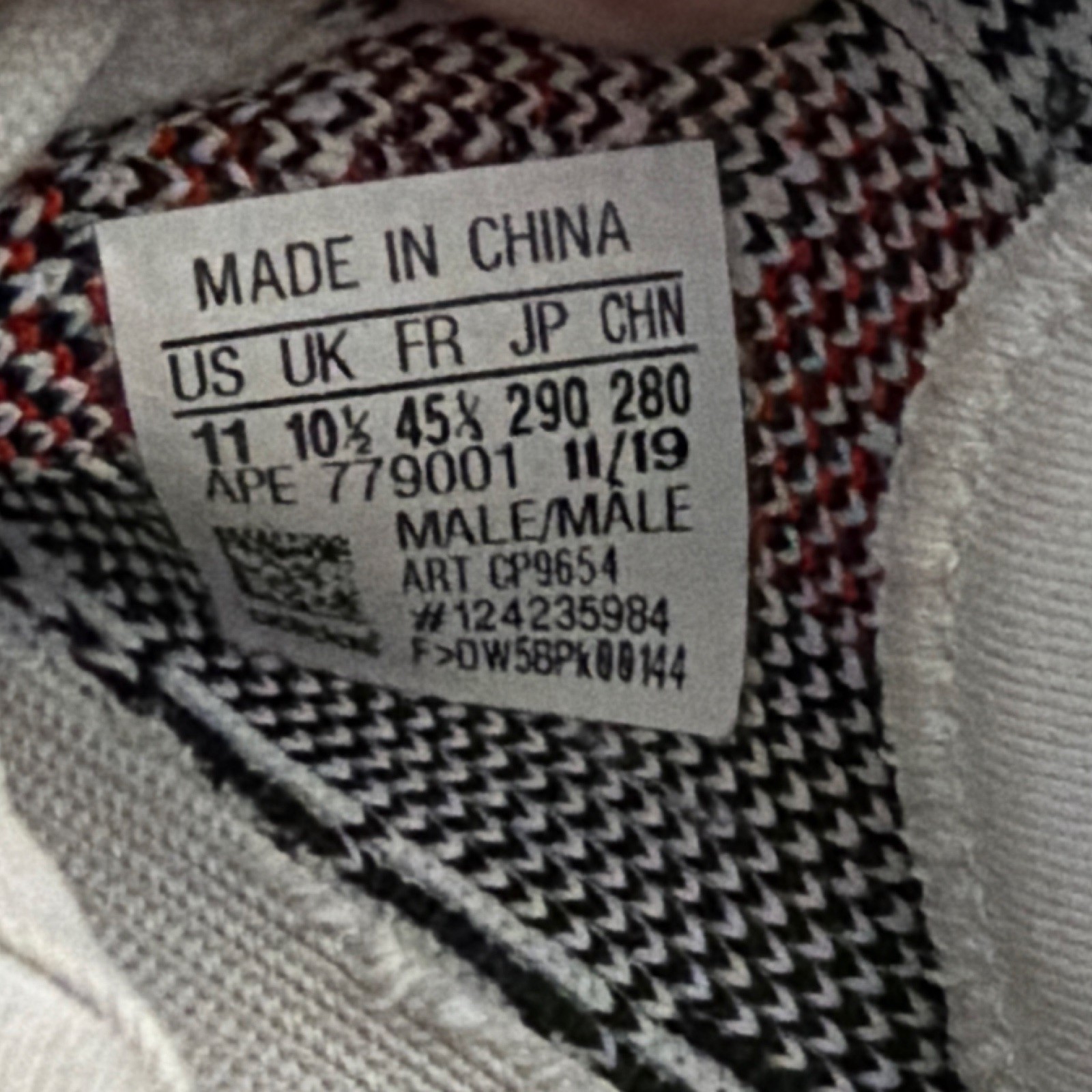 adidas yeezy boost 350 v2 zebra white/black primeknit low top cp9654 2017 adidas yeezy boost 350 v2 zebra white/black primeknit low top cp9654 2017