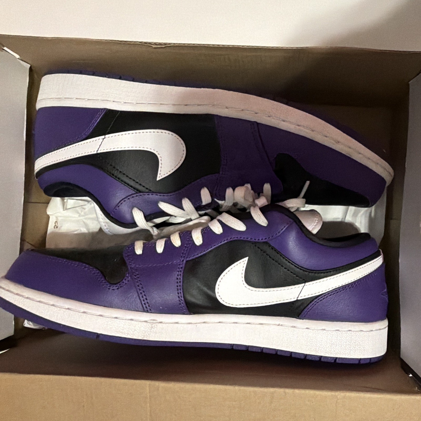 jordan air jordan 1 low men’s sneakers court purple/black/white 553558 501 jordan air jordan 1 low men’s sneakers court purple/black/white 553558 501