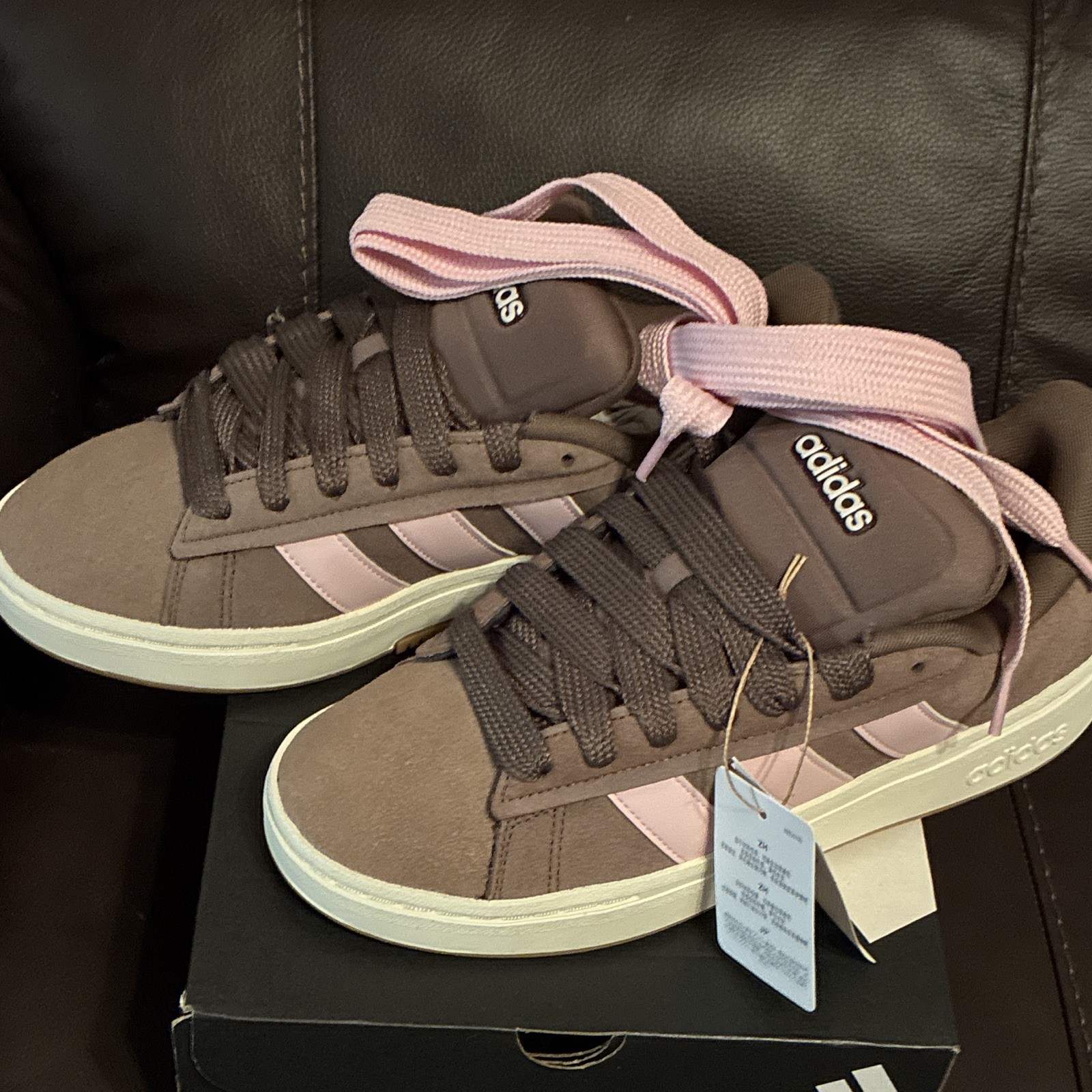 adidas grand court alpha 00s brown/pink low top lace up sneakers jr0541 adidas grand court alpha 00s brown/pink low top lace up sneakers jr0541