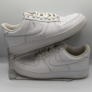 nike air force 1 '07 triple white cw2288 111 men's size 11 white sneakers