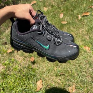 nike air vapormax 360 black iridescent men's sneakers ck2718 001 [ size 11 us ]