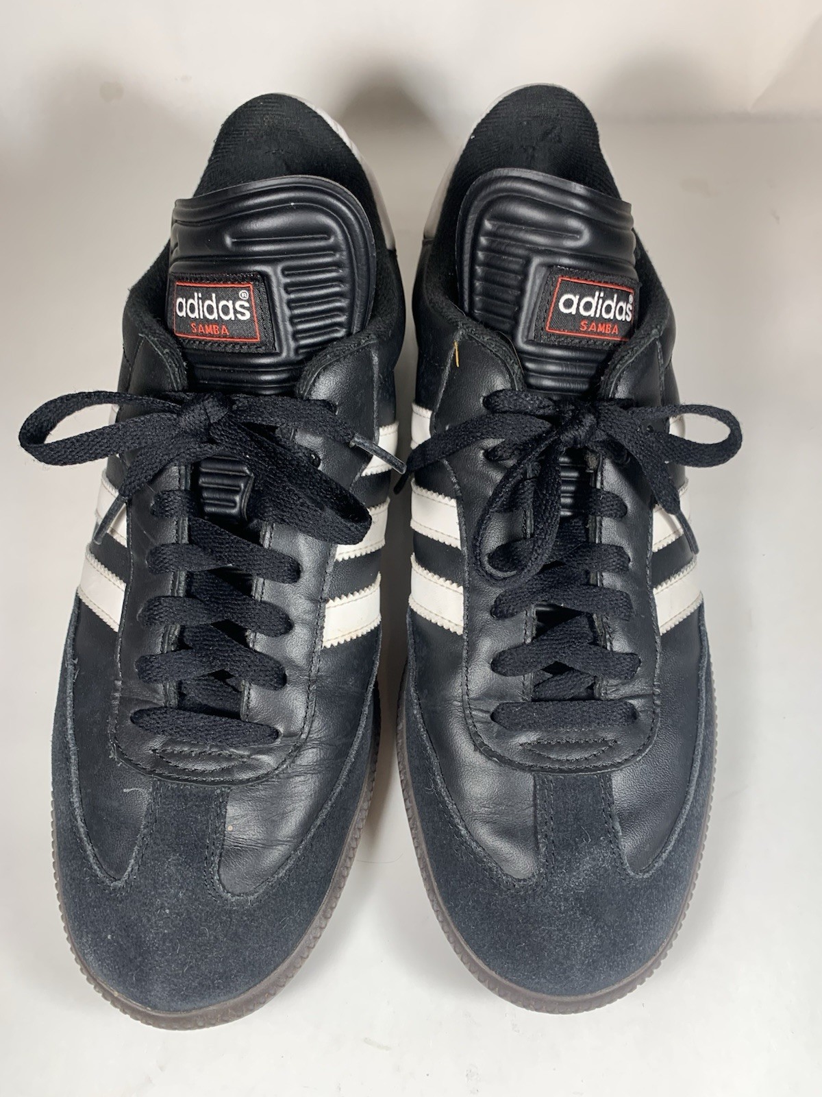 adidas samba classic low 034563 | men’s size 9 | black leather sneakers used adidas samba classic low 034563 | men’s size 9 | black leather sneakers used