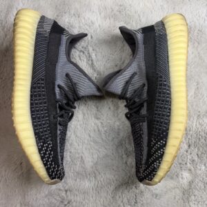 size 12 adidas yeezy boost 350 v2 low carbon