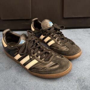 size 10 adidas samba og black gum