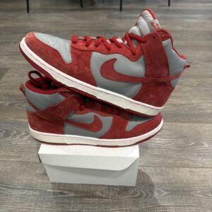 size 13 nike dunk pro sb high unlv 2005 | 305050 061