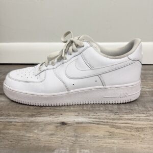 nike air force 1’07 men’s white shoes, size 13