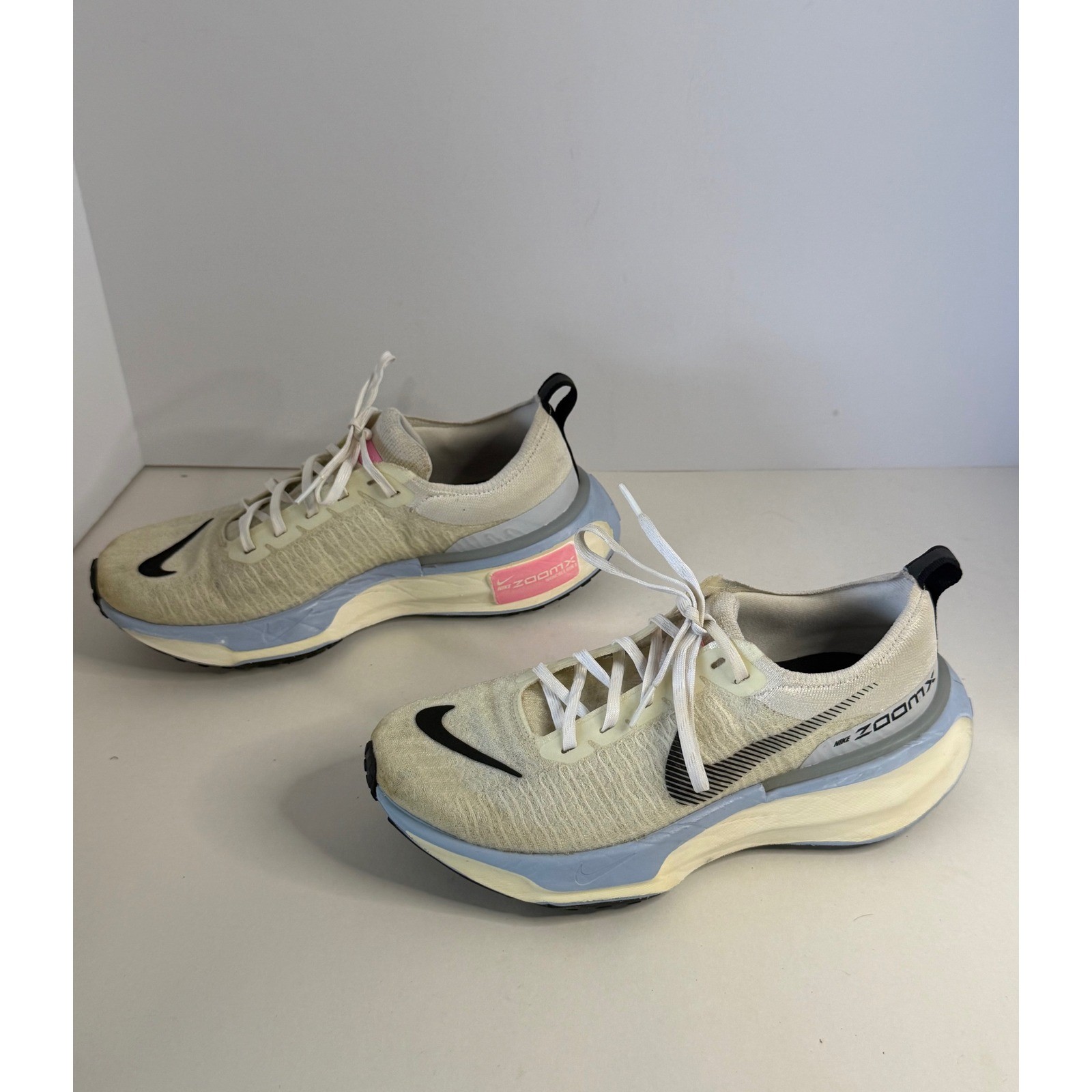 nike zoomx invincible run flyknit 3 sail black pink dr2615 100 mens 8 nike zoomx invincible run flyknit 3 sail black pink dr2615 100 mens 8