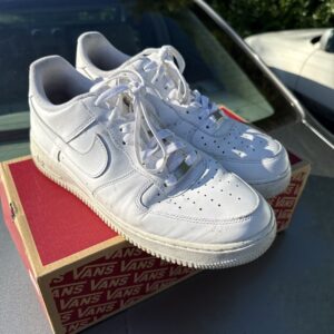 nike air force 1 '07 men's sneakers triple white, size 11