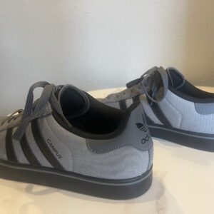 adidas campus men’s low top suede lace up sneakers gray/black aj06359