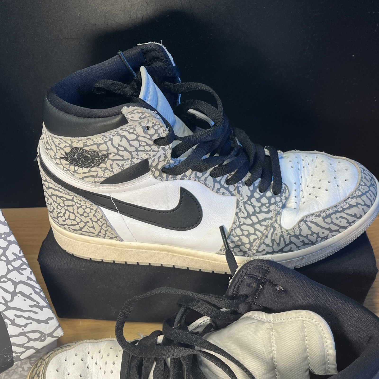 nike air jordan 1 retro high og dz5485 052 white cement elephant print 22 size 8 nike air jordan 1 retro high og dz5485 052 white cement elephant print 22 size 8