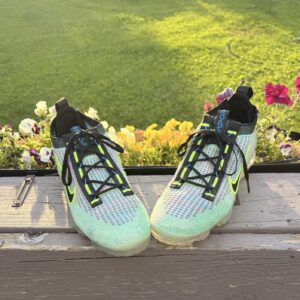 nike air vapormax dx3368 700 volt photo green flyknit men's sneaker low top 9.5