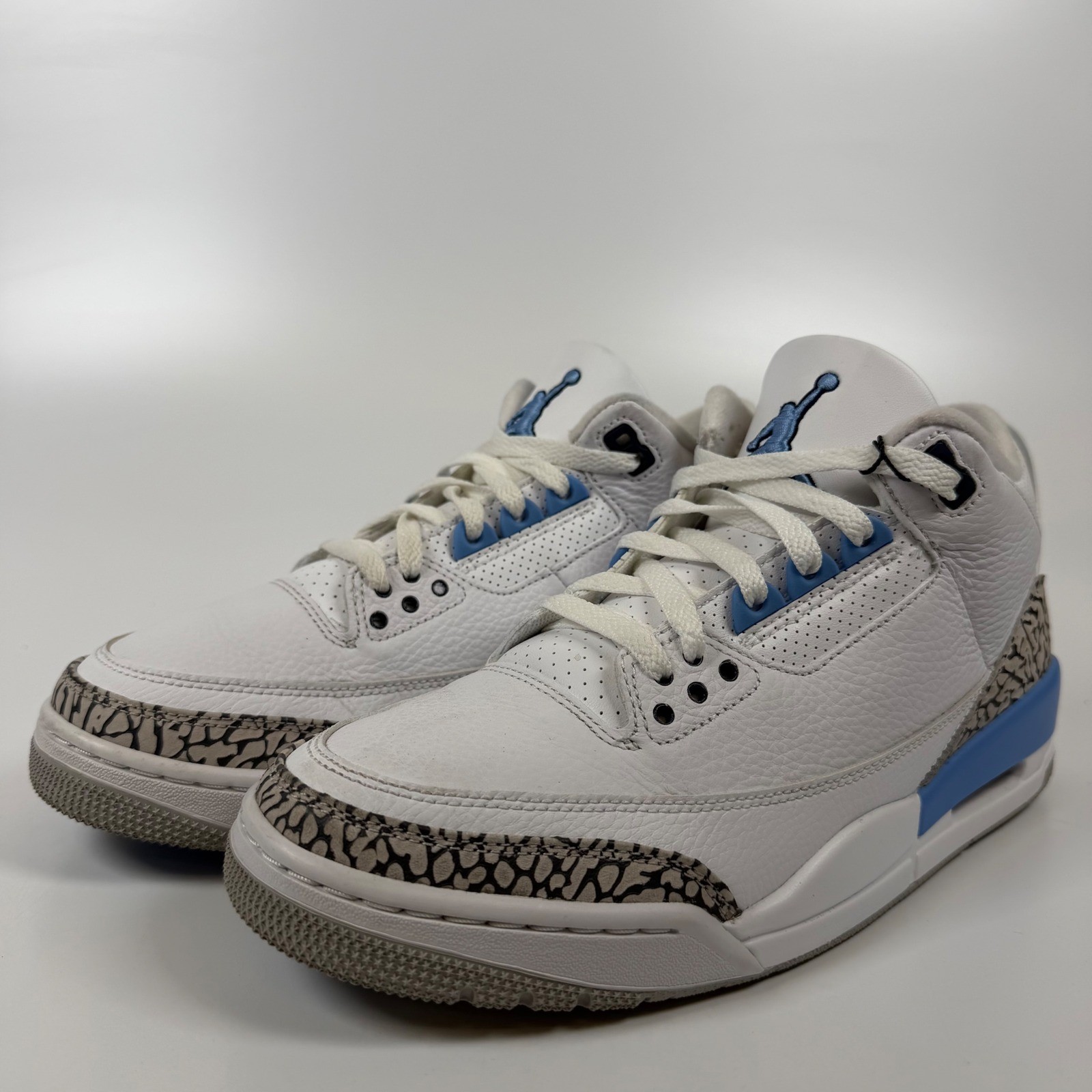 jordan 3 retro unc 2020 white valor blue tech grey ct8532 104 mens size 9 jordan 3 retro unc 2020 white valor blue tech grey ct8532 104 mens size 9