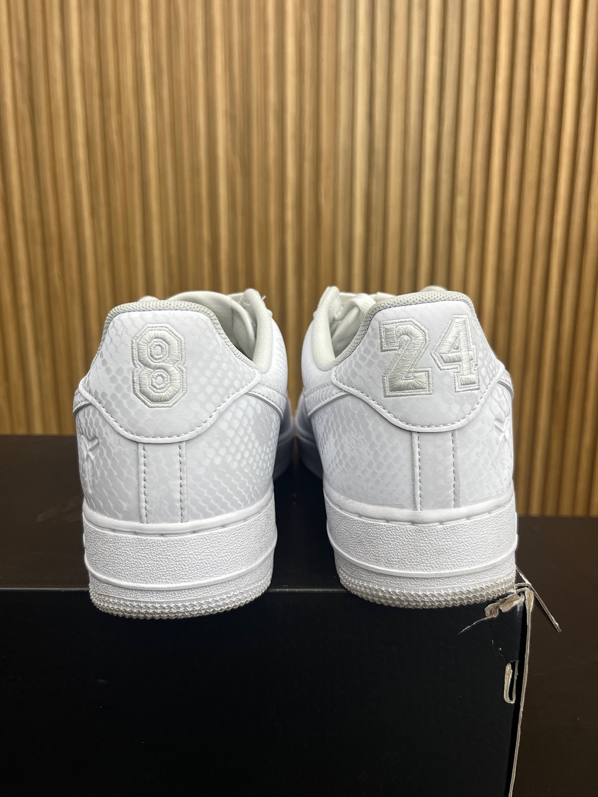 nike air force 1 low kobe bryant forever white size 8.5, preowned r nike air force 1 low kobe bryant forever white size 8.5, preowned r