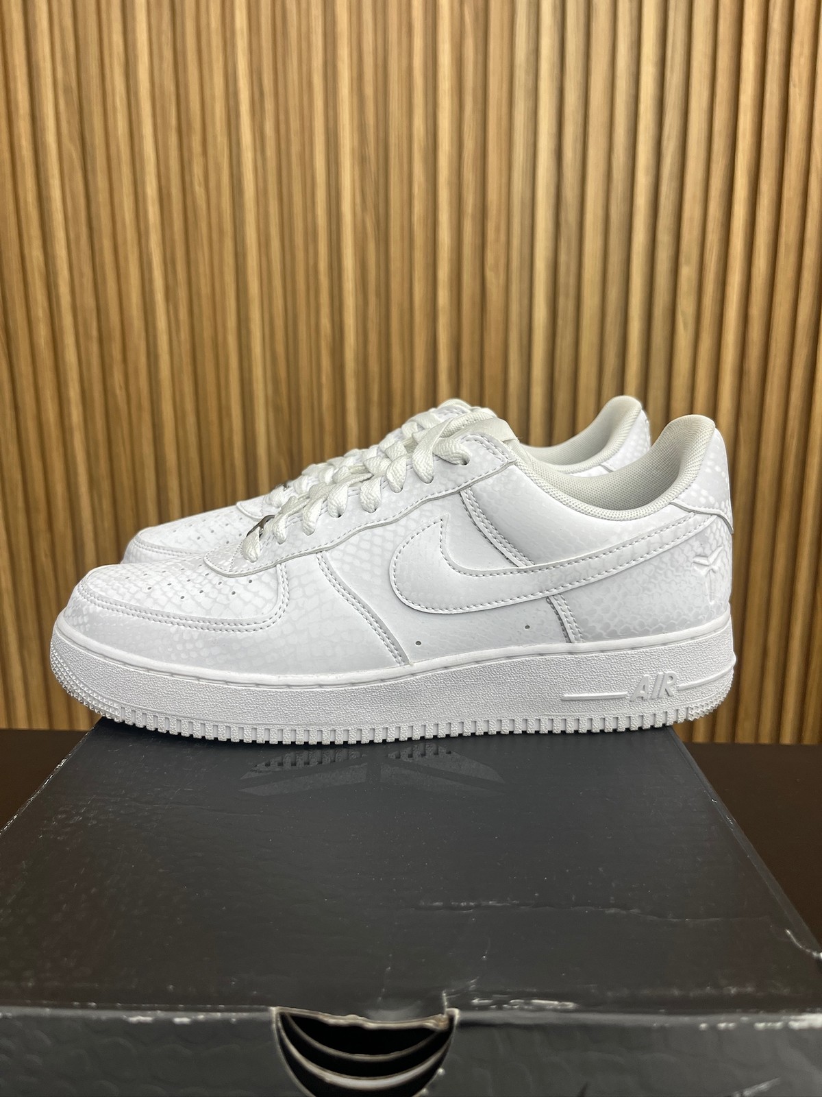 nike air force 1 low kobe bryant forever white size 8.5, preowned r nike air force 1 low kobe bryant forever white size 8.5, preowned r