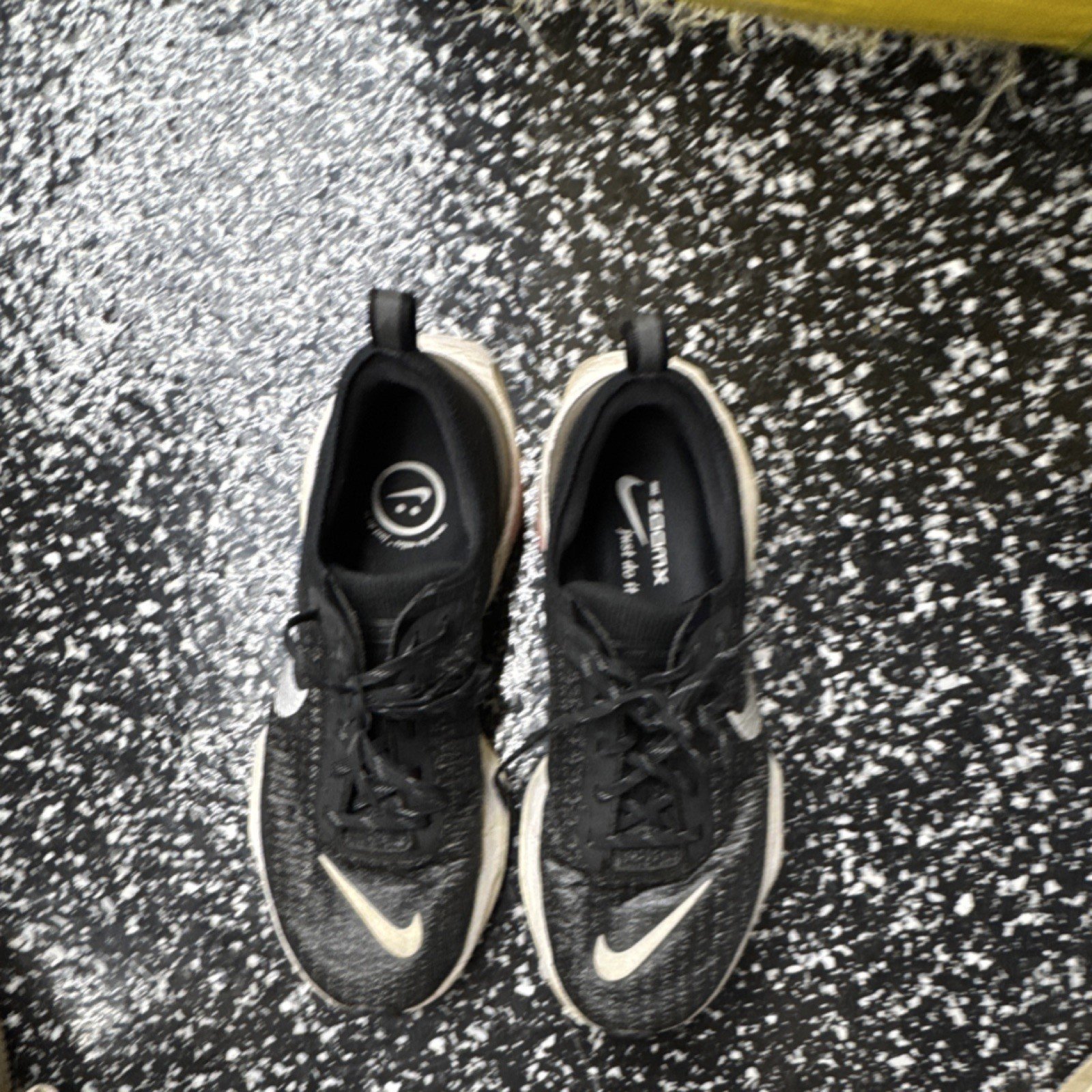 nike zoomx invincible run flyknit 3 black white sneakers dr2615 001 nike zoomx invincible run flyknit 3 black white sneakers dr2615 001