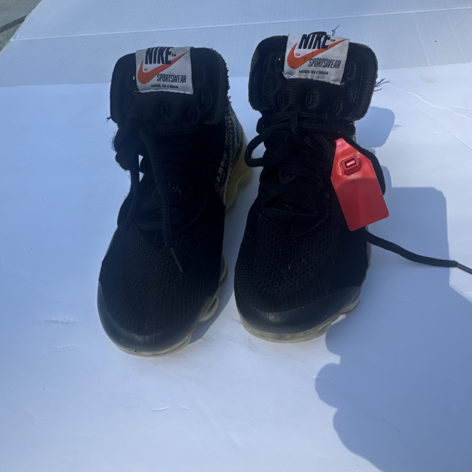 nike off white x air vapormax part 2 black/total orange low top aa3831 002 nike off white x air vapormax part 2 black/total orange low top aa3831 002