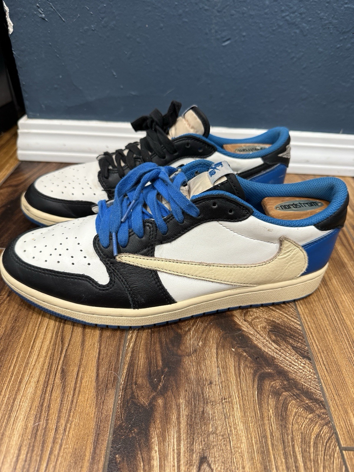 jordan air jordan 1 low x travis scott x fragment white/black/royal dm7866 140 jordan air jordan 1 low x travis scott x fragment white/black/royal dm7866 140