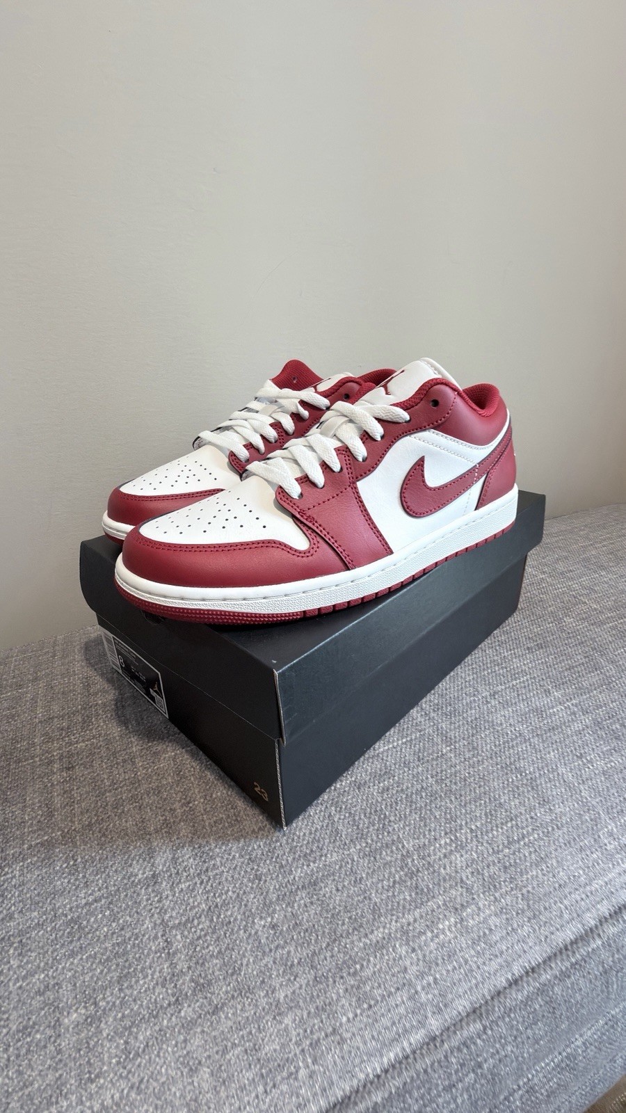 nike air jordan 1 low shoes summit white varsity red 553558 166 men's sizes 8new nike air jordan 1 low shoes summit white varsity red 553558 166 men's sizes 8new