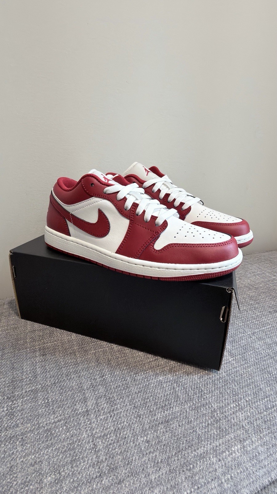 nike air jordan 1 low shoes summit white varsity red 553558 166 men's sizes 8new nike air jordan 1 low shoes summit white varsity red 553558 166 men's sizes 8new